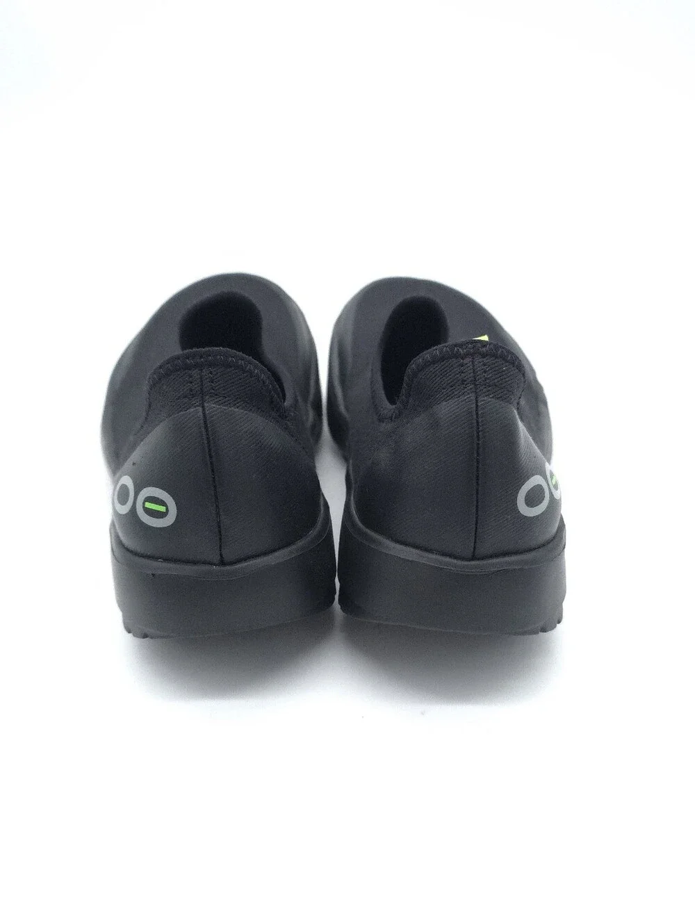 Oofos OOmg eeZee Low Recovery Women’s Black Slip On Shoes Size 6.5